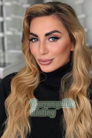 211758 - Alina Age: 38 - Ukraine