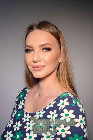 211809 - Olga Age: 28 - Ukraine