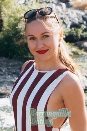 211938 - Larisa Age: 43 - Russia