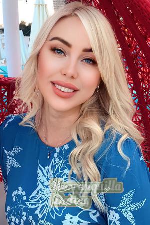 213685 - Svetlana Age: 40 - Ukraine