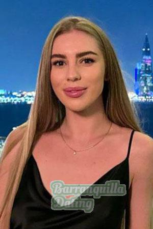 213852 - Anna Age: 23 - Ukraine