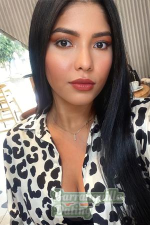 215101 - Kathya Age: 27 - Colombia
