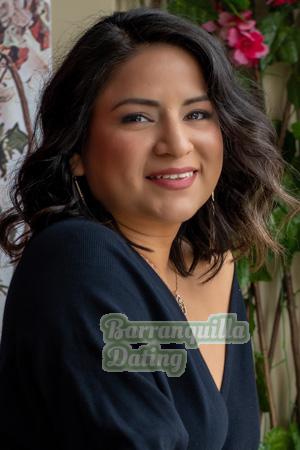 215566 - Josseline Age: 35 - Peru