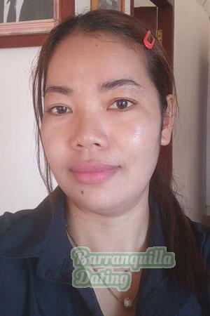 216733 - Sreynor Age: 39 - Cambodia