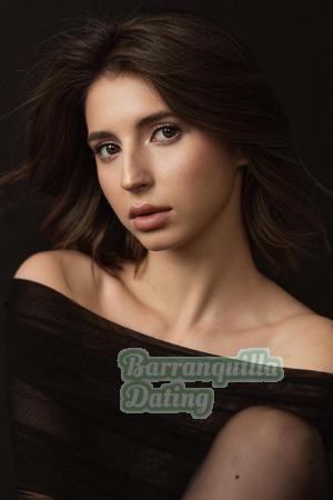 220652 - Liliia Age: 25 - Ukraine