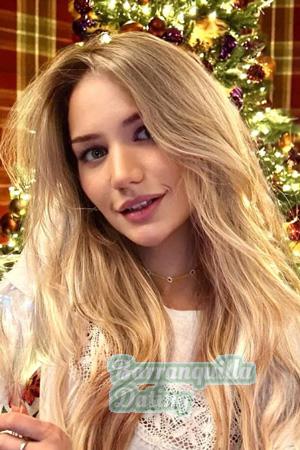 221652 - Katheryna Age: 23 - Ukraine