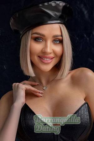 221752 - Daria Age: 27 - Ukraine