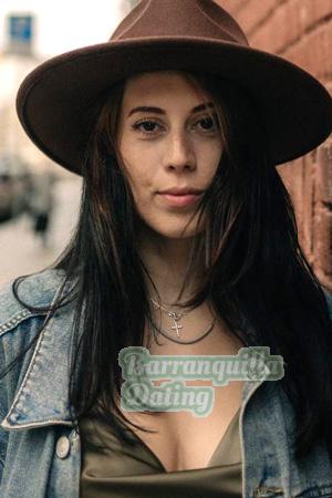 222104 - Ludmila Age: 33 - Russia