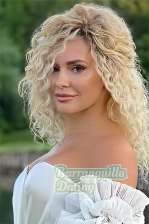 222273 - Victoria Age: 52 - Ukraine