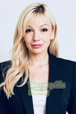 223511 - Elena Age: 52 - Russia