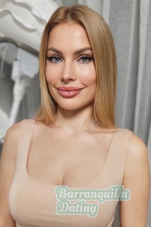 223782 - Oksana Age: 47 - Russia