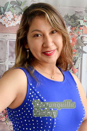 225376 - Karin Age: 37 - Peru