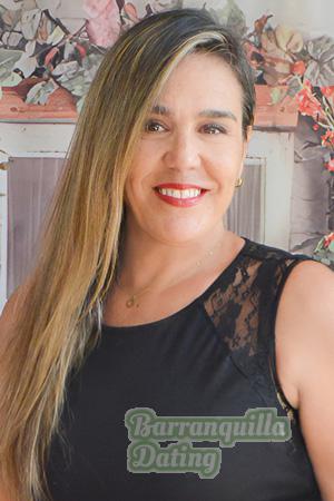 226420 - Lenka Age: 55 - Peru