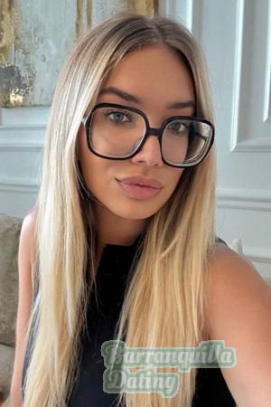 226611 - Diana Age: 22 - Ukraine