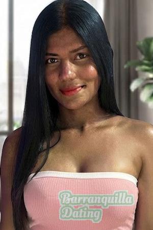 228306 - Laura Age: 27 - Colombia