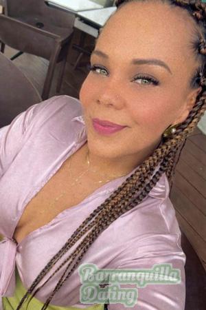 228383 - Stephanie Age: 39 - Costa Rica