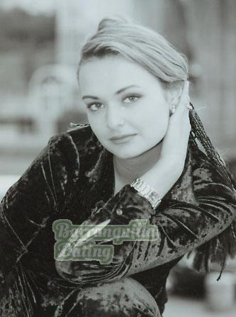 50062 - Viktoria Age: 36 - Russia