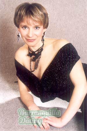 50144 - Svetlana Age: 39 - Russia