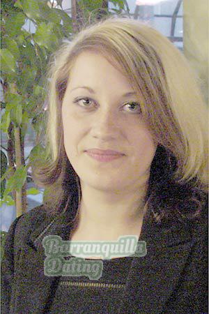 51053 - Irina Age: 30 - Russia