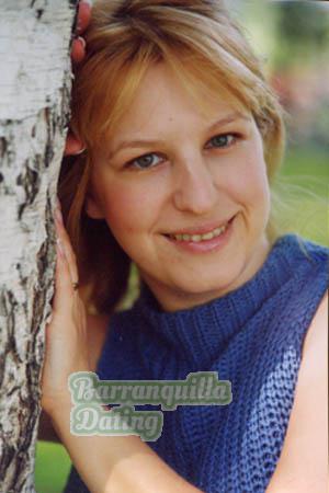 51152 - Elena Age: 37 - Russia