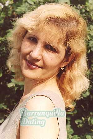 51860 - Elya Age: 47 - Russia