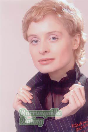 52128 - Vera Age: 39 - Russia