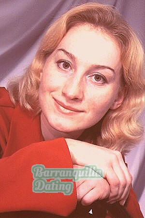 54269 - Oksana Age: 32 - Russia