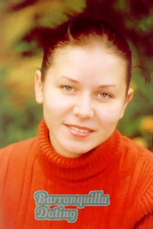 55755 - Elena Age: 25 - Russia