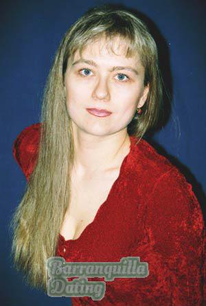 56356 - Vika Age: 35 - Russia