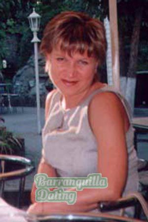 58003 - Svetlana Age: 37 - Russia