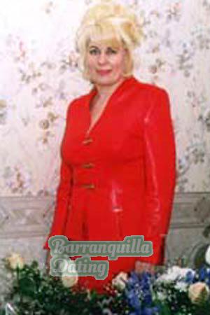58009 - Svetlana Age: 41 - Russia