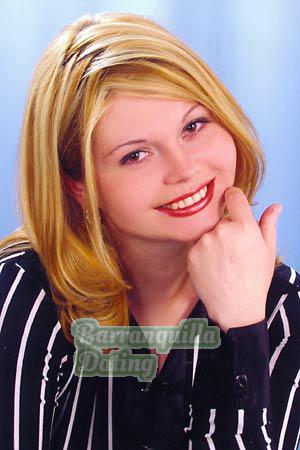 60402 - Oxana Age: 23 - Ukraine