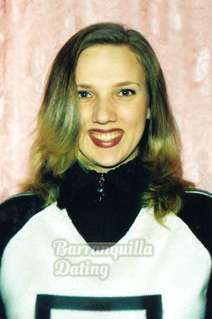 60548 - Valentina Age: 30 - Russia