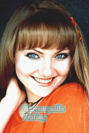 61272 - Irina Age: 33 - Russia