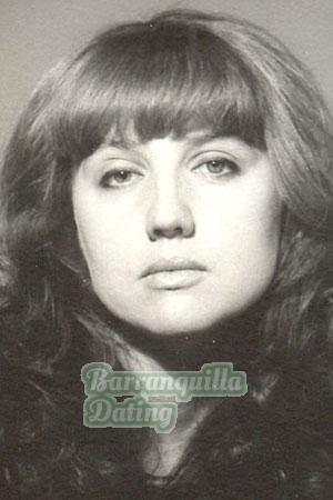 62425 - Larisa Age: 42 - Russia