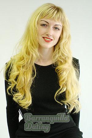 65569 - Elena Age: 31 - Russia