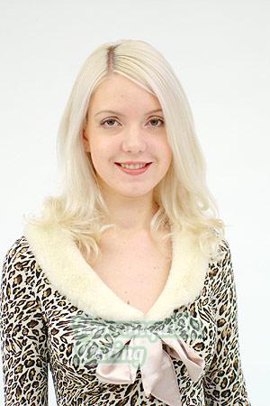 66692 - Julia Age: 29 - Russia