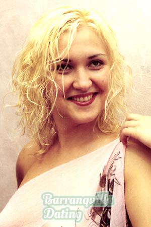 68307 - Irina Age: 32 - Russia