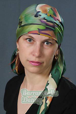 69490 - Ludmila Age: 39 - Russia
