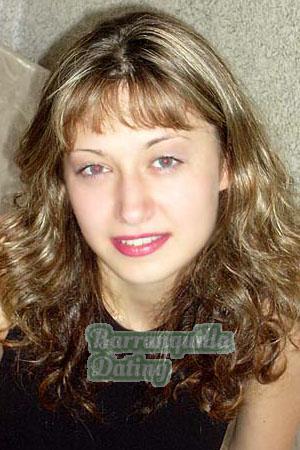 72992 - Elena Age: 32 - Russia