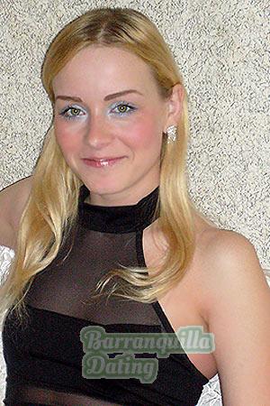 76797 - Natalia Age: 32 - Russia
