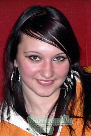78312 - Olesya Age: 25 - Russia