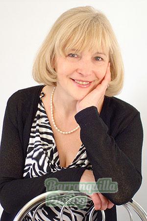 78789 - Elena Age: 59 - Russia