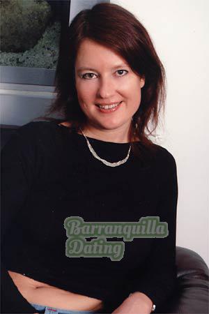 79772 - Yulia Age: 43 - Russia
