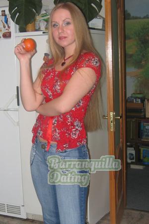 81650 - Oksana Age: 33 - Russia