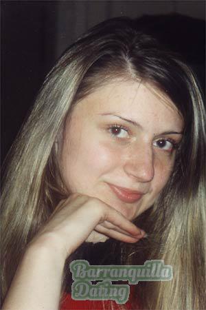 89221 - Elena Age: 27 - Russia