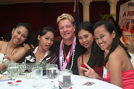 sexy-filipino-women-240