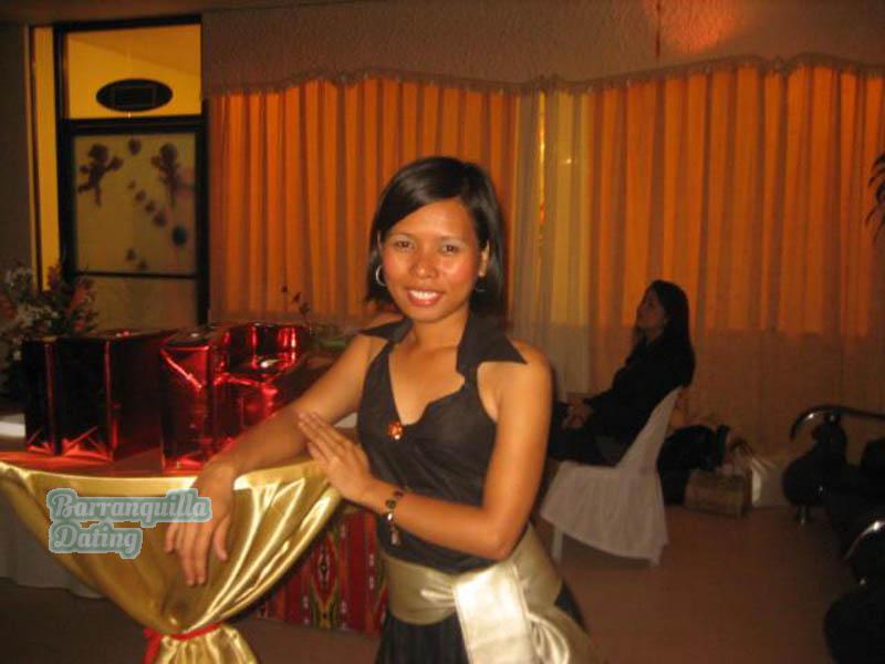 Philippine-Women-8632-1