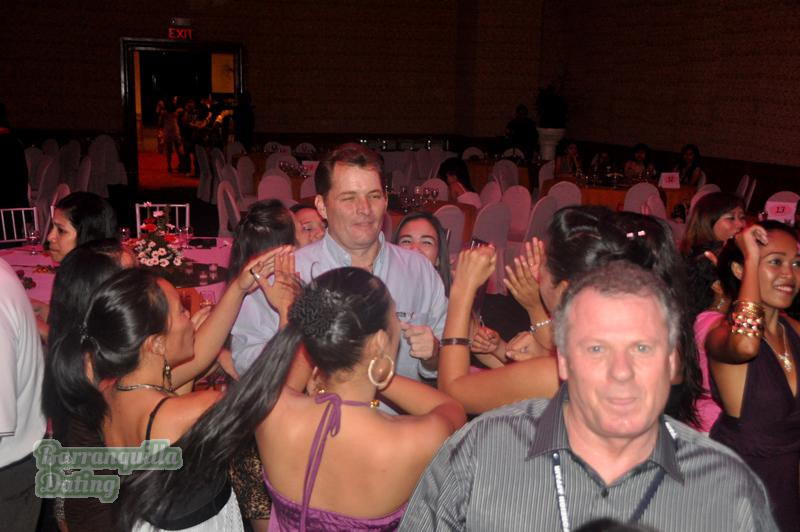 philippine-women-100