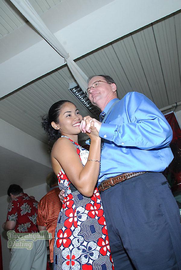 young-filipino-women-058